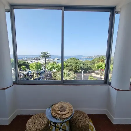 Hébergement de vacances Maison De Village Renovee Avec Vue Exceptionnelle *