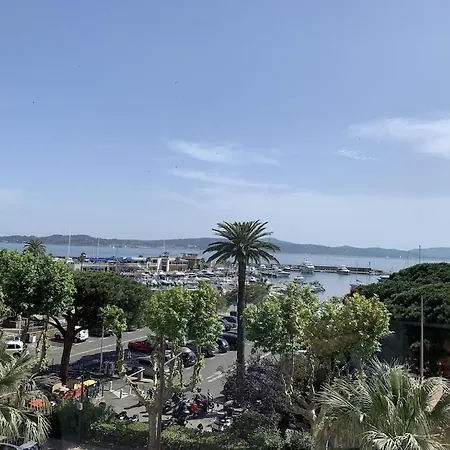 Maison De Village Renovee Avec Vue Exceptionnelle Sainte-Maxime