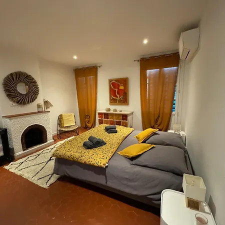 Hébergement de vacances Maison De Village Renovee Avec Vue Exceptionnelle